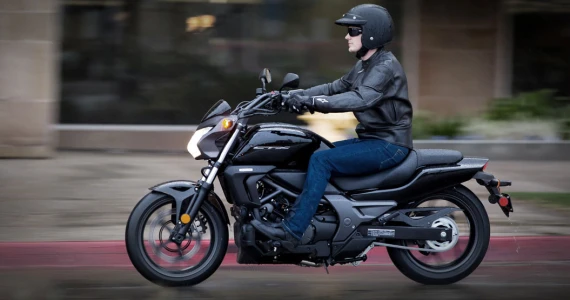 รูปภาพ ฮอนด้า Honda CTX 700NF ปี 2015