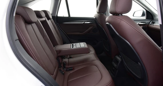 รูปภาพ บีเอ็มดับเบิลยู BMW X1 sDrive18d xLine ปี 2016