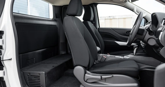 รูปภาพ นิสสัน Nissan Navara King Cab Calibre SL 7AT ปี 2025