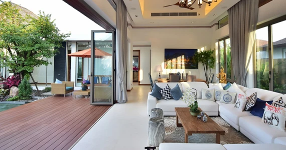 รูปภาพ เดอะ เลค เฮ้าส์ (The Lake House)