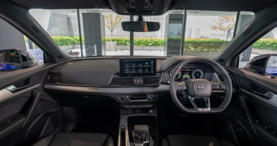 รูปภาพ อาวดี้ Audi Q5 55 TFSI e quattro S line Black Edition ปี 2022