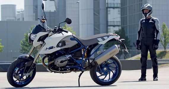 รูปภาพ บีเอ็มดับเบิลยู BMW HP 2 Sport ปี 2010