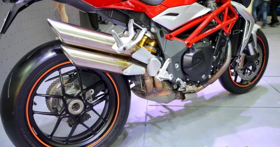 รูปภาพ เอ็มวี ออกุสต้า MV Agusta Brutale 1090 RR ปี 2013