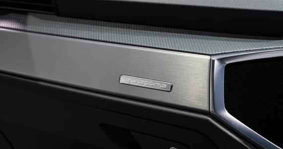 รูปภาพ อาวดี้ Audi Q3 40 TFSI quattro S Line Black Edition ปี 2021