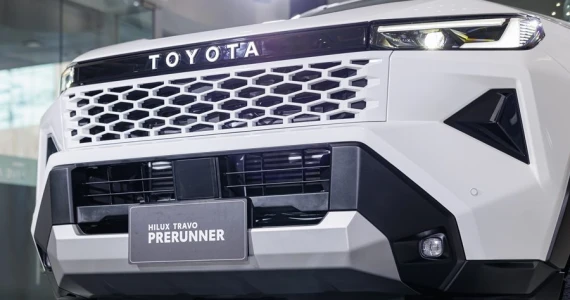 รูปภาพ โตโยต้า Toyota Hilux Travo Double Cab Prerunner 2.8 Smart AT ปี 2025