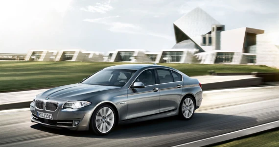 รูปภาพ บีเอ็มดับเบิลยู BMW Series 5 523i ปี 2010