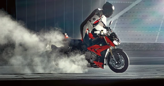 รูปภาพ บีเอ็มดับเบิลยู BMW S 1000 R ปี 2016