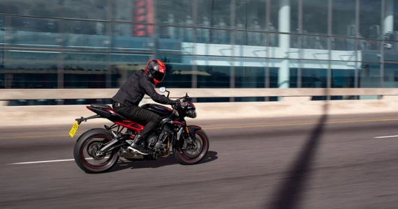 รูปภาพ ไทรอัมพ์ Triumph Street Triple 765 ปี 2020