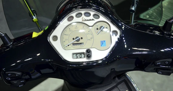 รูปภาพ เวสป้า Vespa LT 125 3Vie ปี 2015