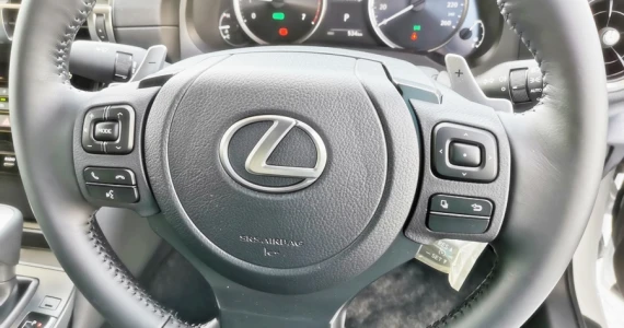 รูปภาพ เลกซัส Lexus IS 300h Premium MY2020 ปี 2020