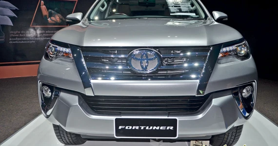 รูปภาพ โตโยต้า Toyota Fortuner 2.7V 2WD AT ปี 2015