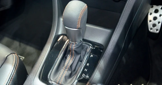 รูปภาพ ซูบารุ Subaru XV 2.0i-P ปี 2015