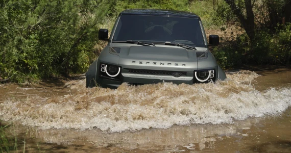 รูปภาพ แลนด์โรเวอร์ Land Rover Defender OCTA Edition One ปี 2025