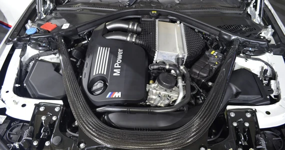 รูปภาพ บีเอ็มดับเบิลยู BMW M4 Coupe Competition Edition ปี 2016
