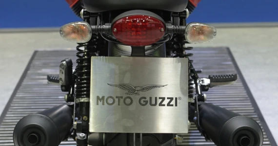 รูปภาพ โมโต กุชชี่ Moto Guzzi V7 III Carbon ปี 2018