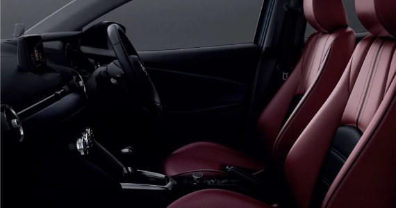 รูปภาพ มาสด้า Mazda 2 Carbon Edition ปี 2022