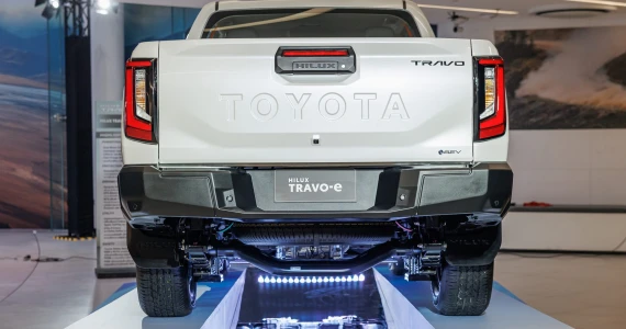 รูปภาพ โตโยต้า Toyota Hilux Travo -e Double Cab 4TREX ปี 2025