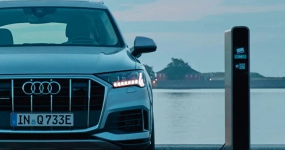 รูปภาพ อาวดี้ Audi Q7 60 TFSI e quattro S line Black Edition ปี 2022