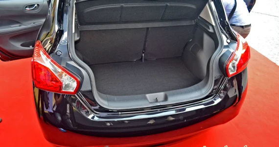 รูปภาพ นิสสัน Nissan Pulsar 1.6 S ปี 2013
