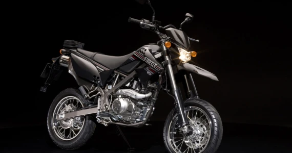 รูปภาพ คาวาซากิ Kawasaki D-Tracker 125 ปี 2015