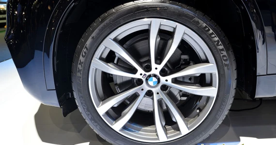 รูปภาพ บีเอ็มดับเบิลยู BMW X5 xDrive40e M Sport ปี 2015