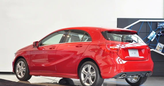รูปภาพ เมอร์เซเดส-เบนซ์ Mercedes-benz A-Class A 180 Style ปี 2012