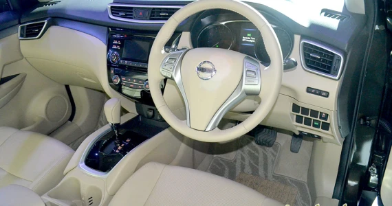 รูปภาพ นิสสัน Nissan X-Trail 2.0 E ปี 2014