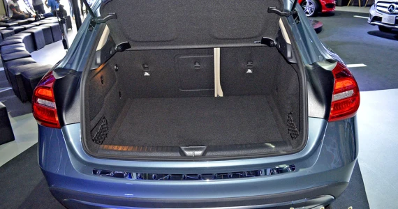 รูปภาพ เมอร์เซเดส-เบนซ์ Mercedes-benz GLA-Class GLA 200 Urban ปี 2014