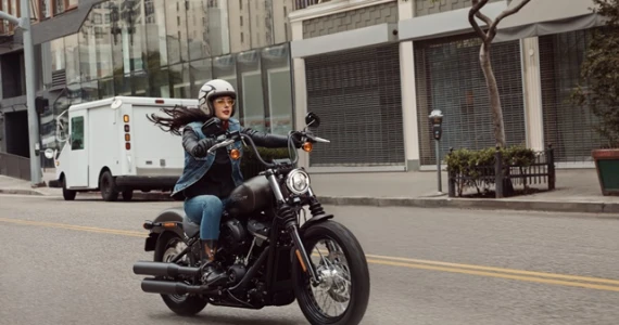 รูปภาพ ฮาร์ลีย์-เดวิดสัน Harley-Davidson Softail Street Bob ปี 2020