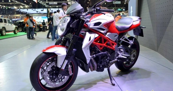รูปภาพ เอ็มวี ออกุสต้า MV Agusta Brutale 1090 RR ปี 2013