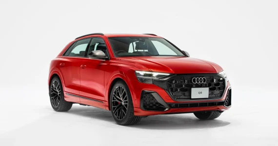 รูปภาพ อาวดี้ Audi Q8 TFSI e quattro S line edition one ปี 2024