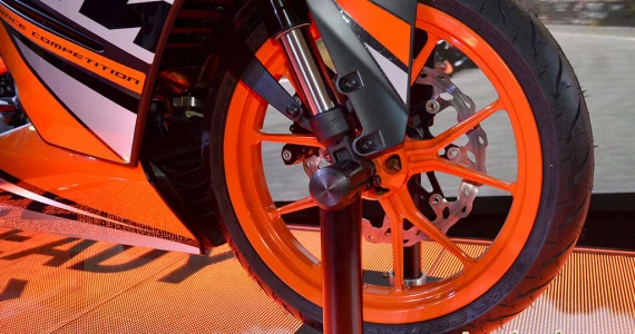 รูปภาพ เคทีเอ็ม KTM RC 200 ปี 2015
