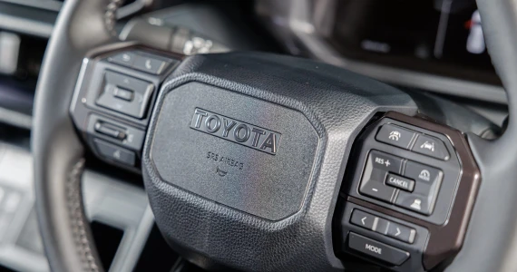 รูปภาพ โตโยต้า Toyota Hilux Travo Double Cab Prerunner 2.8 Overland AT ปี 2025