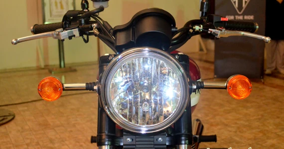 รูปภาพ ไทรอัมพ์ Triumph Bonneville Newchurch ปี 2015