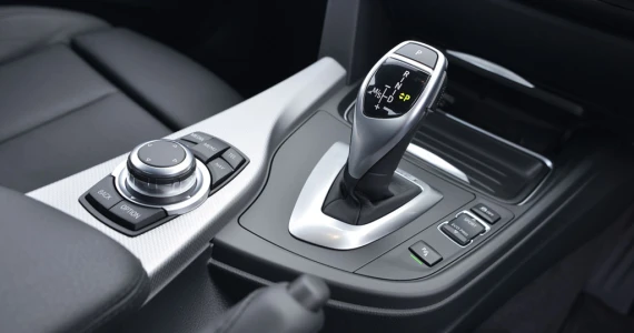 รูปภาพ บีเอ็มดับเบิลยู BMW Series 3 ActiveHybrid 3 M Sport ปี 2013