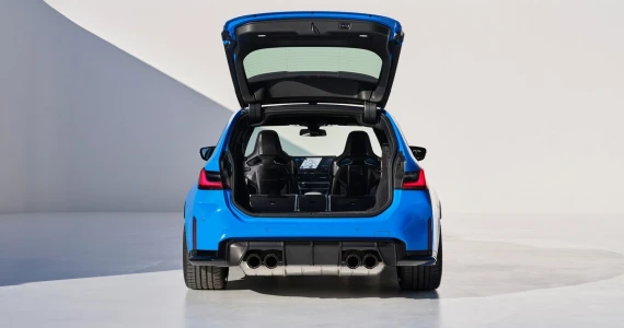 รูปภาพ บีเอ็มดับเบิลยู BMW M3 Competition M xDrive Touring Ceramic Brake ปี 2025