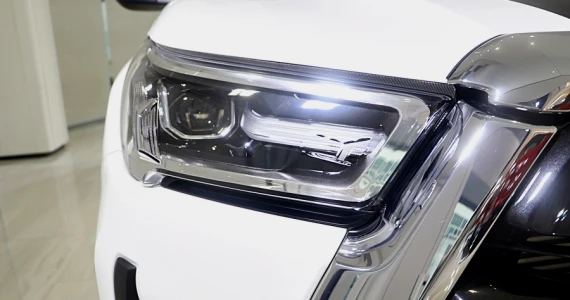 รูปภาพ โตโยต้า Toyota Revo GR Sport 2.8 AT Lo-Floor ปี 2021