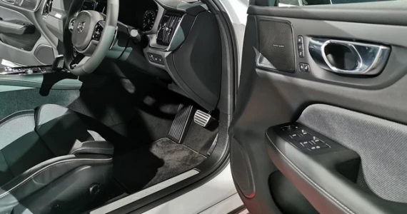 รูปภาพ วอลโว่ Volvo S60 T8 Twin Engine AWD R-DESIGN ปี 2020