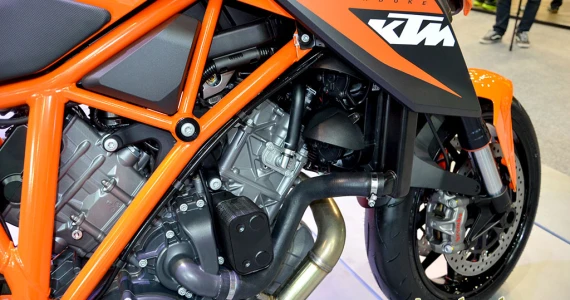 รูปภาพ เคทีเอ็ม KTM 1290 Super Duke R ปี 2013