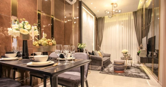 รูปภาพ เมย์แฟร์ เพลส วิคทอรี่ โมนูเมนต์ (Mayfair Place Victory Monument)