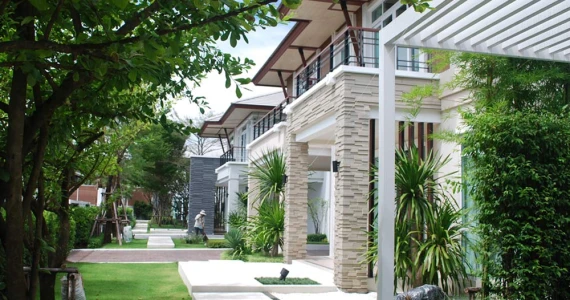 รูปภาพ เดอะ รอยัล กรีนพาร์ค กาญจนาภิเษก (The Royal Green Park)