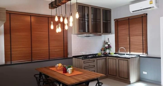 รูปภาพ บ้านร่มไม้ โรจนะ (Baan Rom Mai Rojana)