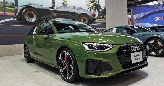 รูปภาพ อาวดี้ Audi A4 Avant 45 TFSI quattro S line Icon Black ปี 2023