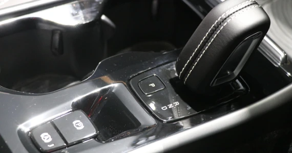 รูปภาพ วอลโว่ Volvo XC40 T4 Momentum ปี 2018
