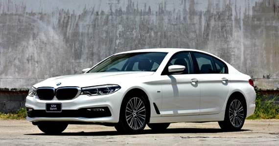 รูปภาพ บีเอ็มดับเบิลยู BMW Series 5 520d Sport ปี 2017