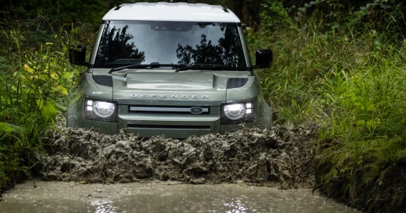 รูปภาพ แลนด์โรเวอร์ Land Rover Defender 2.0 Plug-In Hybrid AWD SE ปี 2022