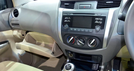 รูปภาพ นิสสัน Nissan Navara NP300 King Cab 4WD V 6MT ปี 2014