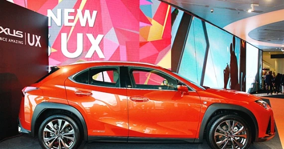 รูปภาพ เลกซัส Lexus UX 250h Luxury ปี 2019