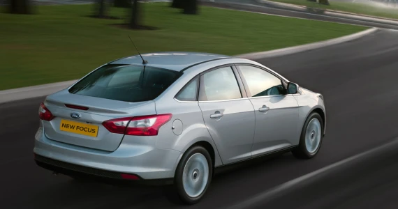 รูปภาพ ฟอร์ด Ford Focus 4Dr 2.0L Ti-VCT GDi Titanium+ PowerShift AT ปี 2012