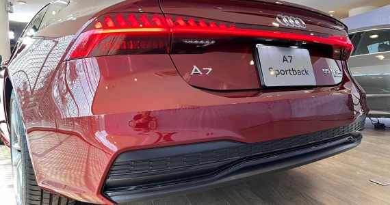 รูปภาพ อาวดี้ Audi A7 Sportback 55 TFSI e quattro S line Black Edition ปี 2023